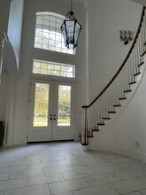 8304 Riding Club Rd in Jacksonville, FL - Foto de edificio - Building Photo