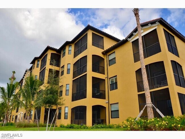 9554 Trevi Ct in Naples, FL - Building Photo - Building Photo