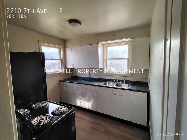 2210 7th Ave in Beaver Falls, PA - Building Photo - Building Photo