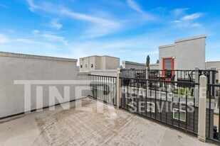 266 Box Ln in Sacramento, CA - Building Photo