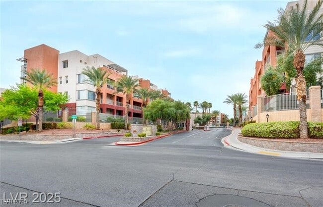 property at 15 E Agate Ave