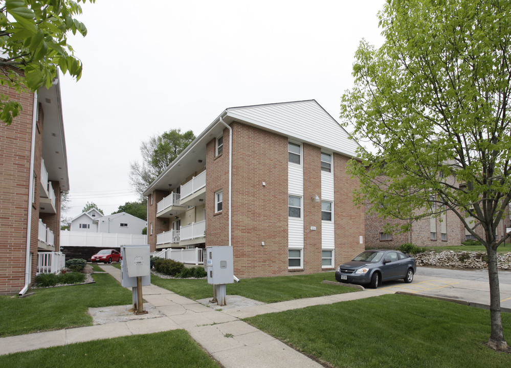 1926 S 55th St in Omaha, NE - Building Photo