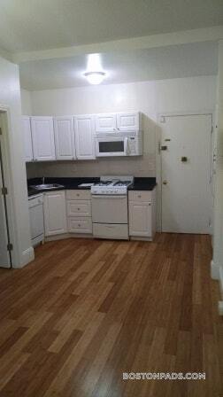 64 Hemenway St in Boston, MA - Building Photo