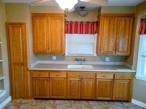 3037 S 38th St in Milwaukee, WI - Building Photo - Building Photo