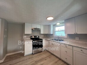 1830 Roslyn Ave in Dayton, OH - Building Photo - Building Photo