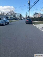 575 Allgair Ave in North Brunswick, NJ - Building Photo - Building Photo