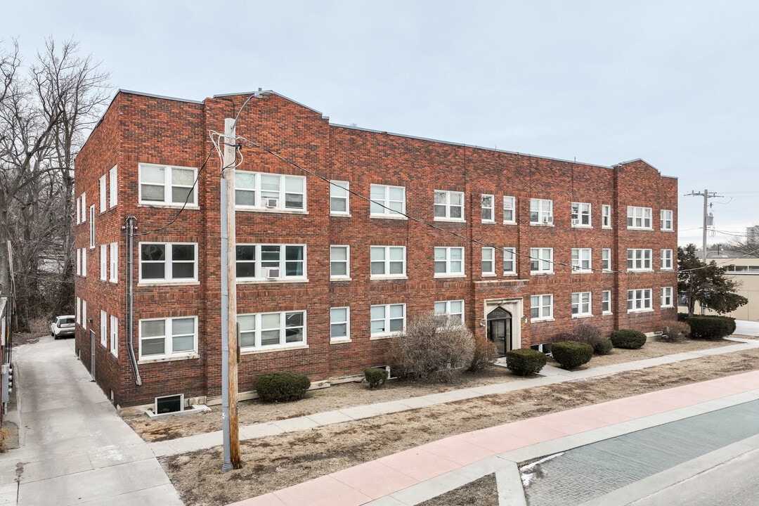 Ingersoll Park Studio Apartments 3607 in Des Moines, IA - Foto de edificio