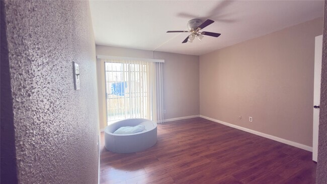 property at 2100 Wilcrest Dr