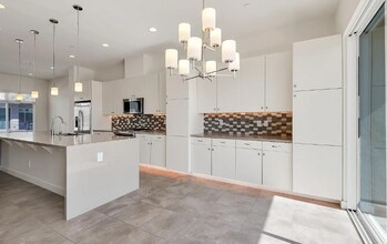 6850 E McDowell Rd in Scottsdale, AZ - Building Photo - Building Photo