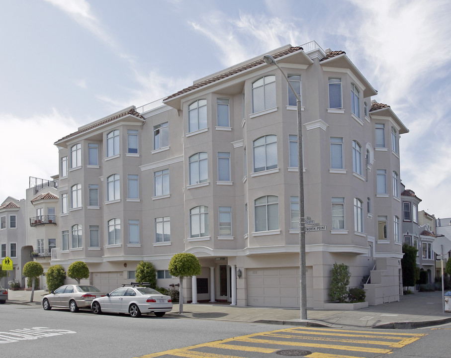 2101 North Point St in San Francisco, CA - Building Photo