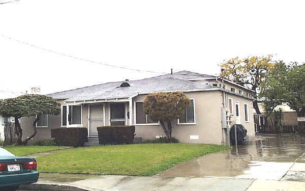 361-363 1/2 W Palmer Ave in Glendale, CA - Building Photo - Building Photo