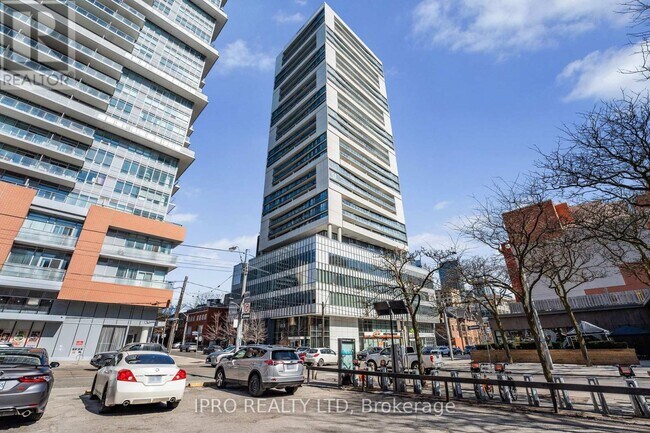 89-2489 McGill St in Toronto, ON - Building Photo - Building Photo