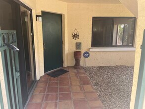1815 S Olive Ave in West Palm Beach, FL - Building Photo - Building Photo