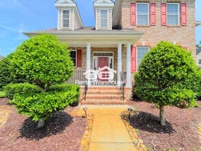 816 Gilchrist Ct in Chesapeake, VA - Foto de edificio - Building Photo