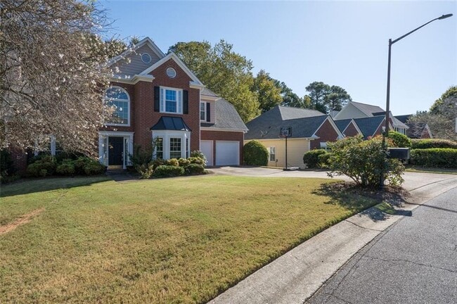 2433 Gablewood Dr NE in Marietta, GA - Building Photo - Building Photo