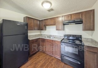 2630B Gifford Ave in Orange Park, FL - Building Photo - Building Photo