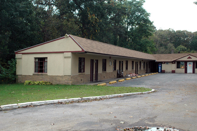 345 S White Horse Pike in Winslow, NJ - Building Photo - Building Photo