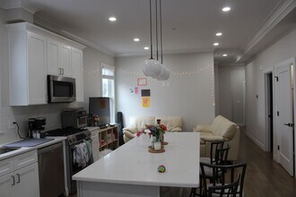 151 Foster St in Boston, MA - Building Photo - Building Photo