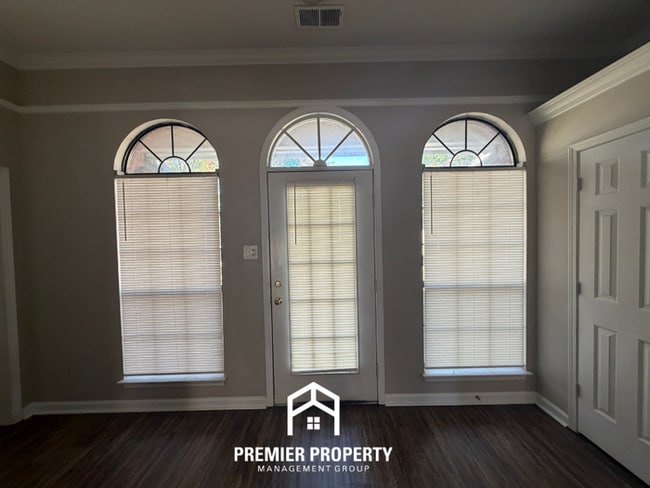 6351 Oak Walk Ln in Bartlett, TN - Building Photo - Building Photo