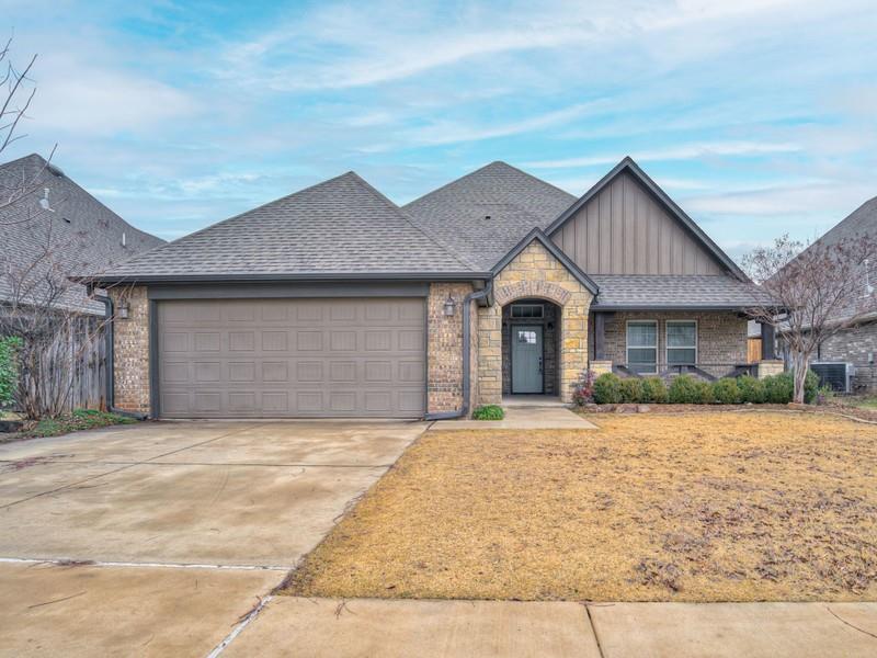 5301 NW 162nd Terrace in Edmond, OK - Building Photo