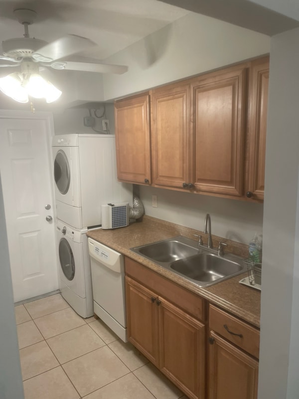 240 SW 7th St in Boca Raton, FL - Building Photo - Building Photo