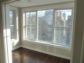 6730 S Merrill Ave in Chicago, IL - Building Photo
