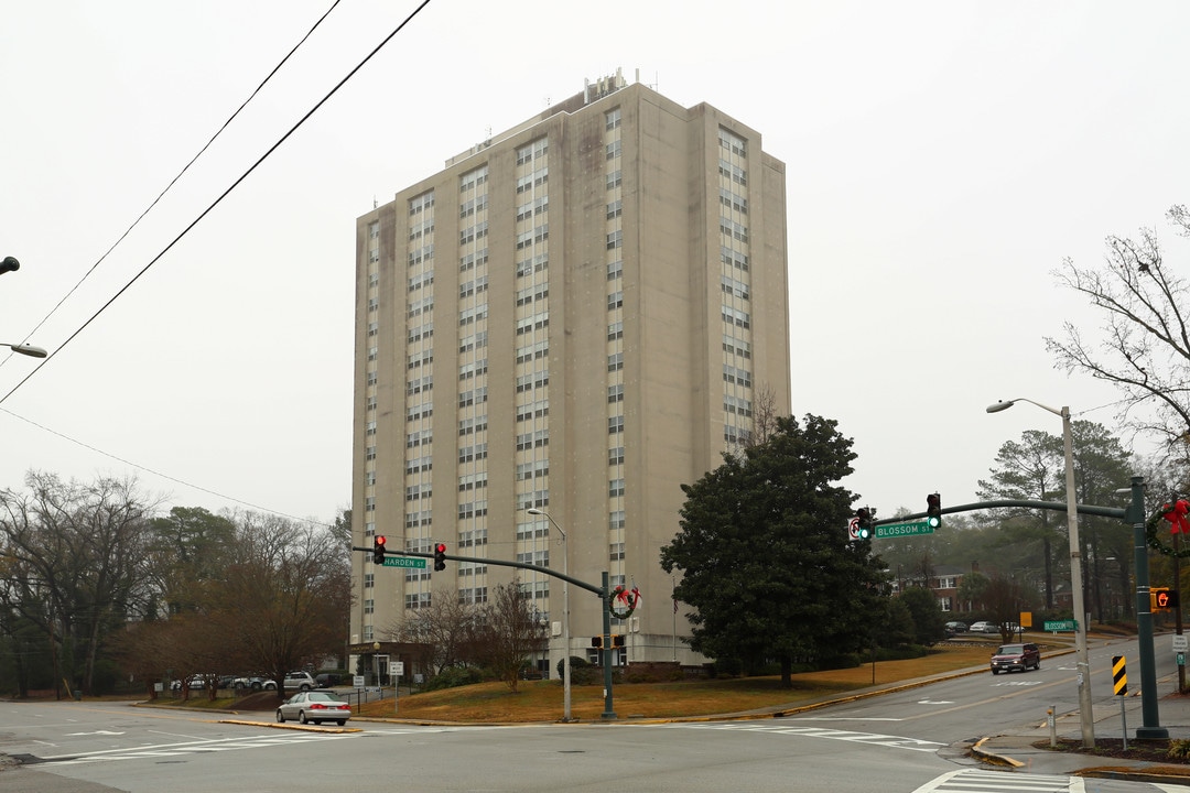 Finlay House in Columbia, SC - Building Photo