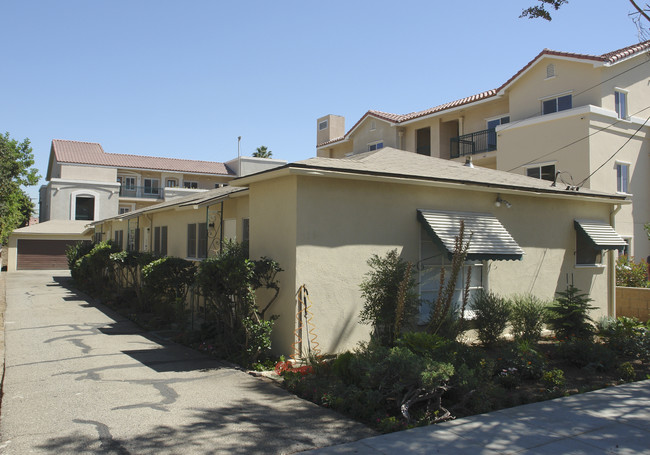 116-122 De Anza St in San Gabriel, CA - Building Photo - Building Photo