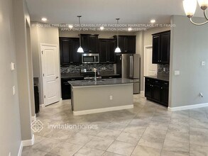 9662 Ivory Dr in Ruskin, FL - Foto de edificio - Building Photo