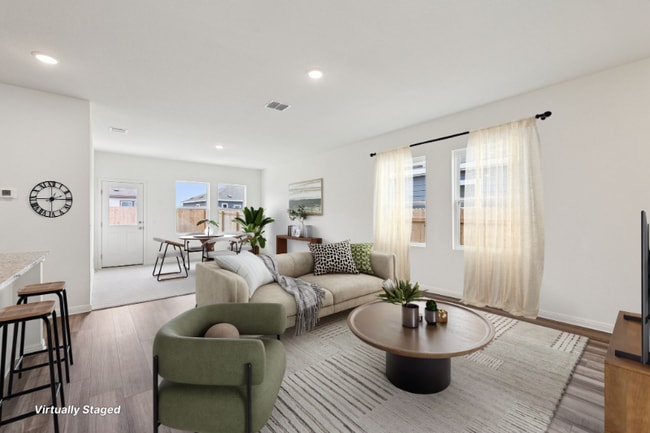 1516 Morris Lp in San Marcos, TX - Building Photo - Building Photo