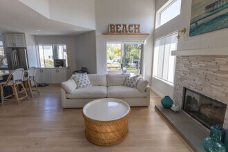 551 Hygeia Ave in Encinitas, CA - Building Photo - Building Photo