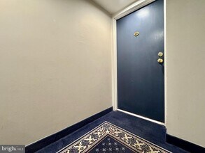 1600 Prince St in Alexandria, VA - Building Photo - Building Photo