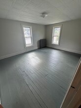 812-814 Central Ave, Unit 812R in Johnstown, PA - Foto de edificio - Building Photo