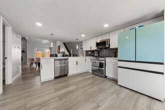 12505 Terra Nova Ln in Austin, TX - Building Photo - Building Photo