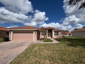 446 Caraway Dr in Kissimmee, FL - Building Photo