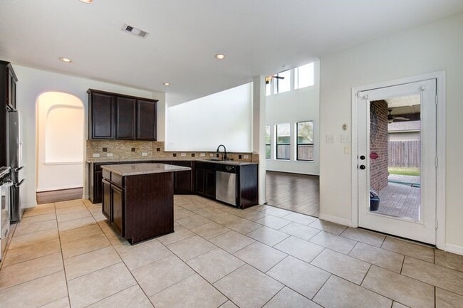 9210 Monarch Mist Ln