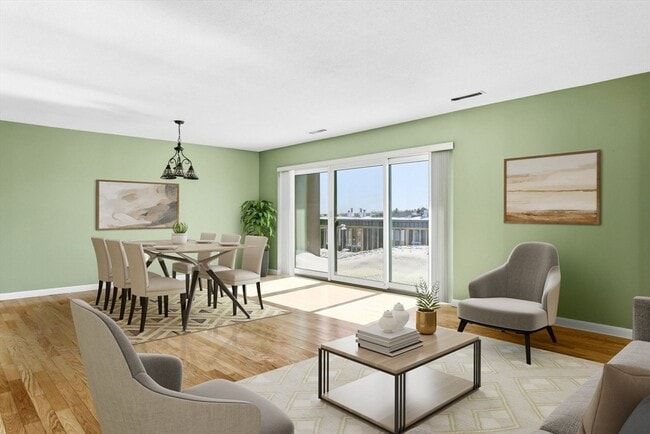 property at 1006 Paradise Rd