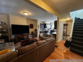 14 Woodmont St in Boston, MA - Building Photo