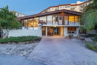 3490 S Ocean Blvd in South Palm Beach, FL - Building Photo - Building Photo