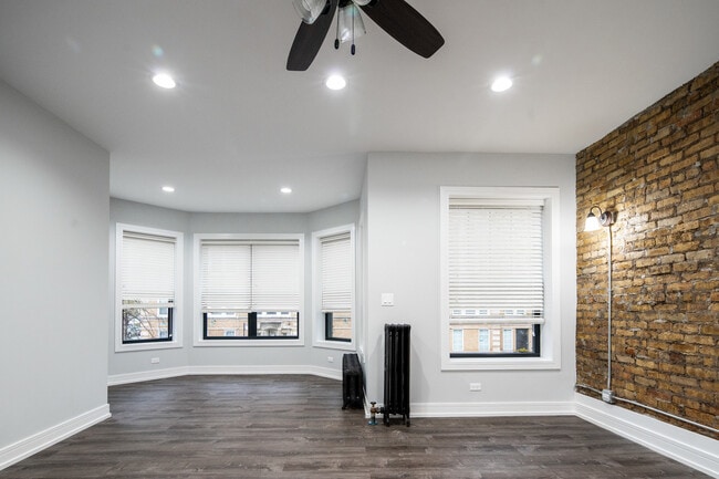 6101 N Winthrop Ave in Chicago, IL - Building Photo - Building Photo