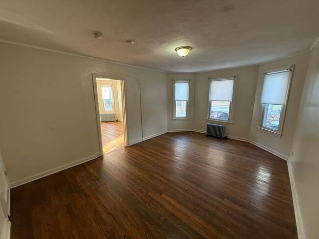 60-62-62 Acushnet Ave in Springfield, MA - Foto de edificio - Building Photo