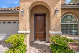 542 Los Dolces St in Las Vegas, NV - Building Photo - Building Photo
