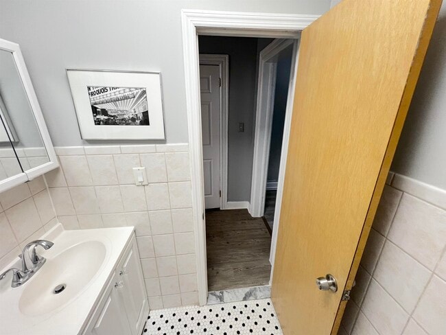 47 Liberty Ave in Jersey City, NJ - Building Photo - Building Photo