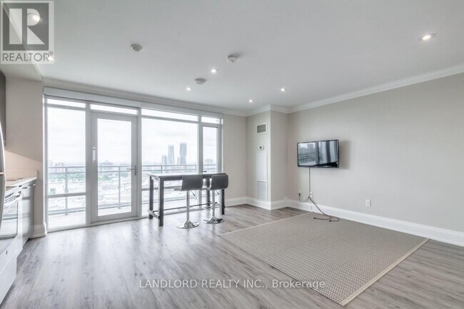 360-2360 Square One Dr in Mississauga, ON - Building Photo - Building Photo