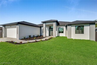 436 NW 38th Ave in Cape Coral, FL - Building Photo - Building Photo