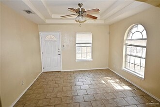 17 West Dr in Edinburg, TX - Building Photo - Building Photo