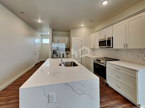 4751 W Nector Tee Rd in West Jordan, UT - Building Photo - Building Photo