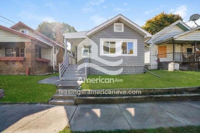 608 E Thrush Ave in Peoria, IL - Foto de edificio - Building Photo