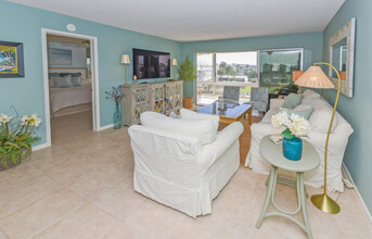 120 Celestial Way in Juno Beach, FL - Building Photo - Building Photo