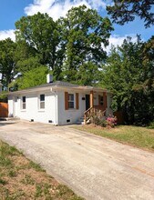 140 Mattoon St in Charlotte, NC - Building Photo - Building Photo